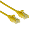 ACT Gele 2 meter LSZH U/UTP CAT6 datacenter slimline patchkabel met RJ45 connectoren netwerkkabel Geel 2 m U/UTP (UTP)